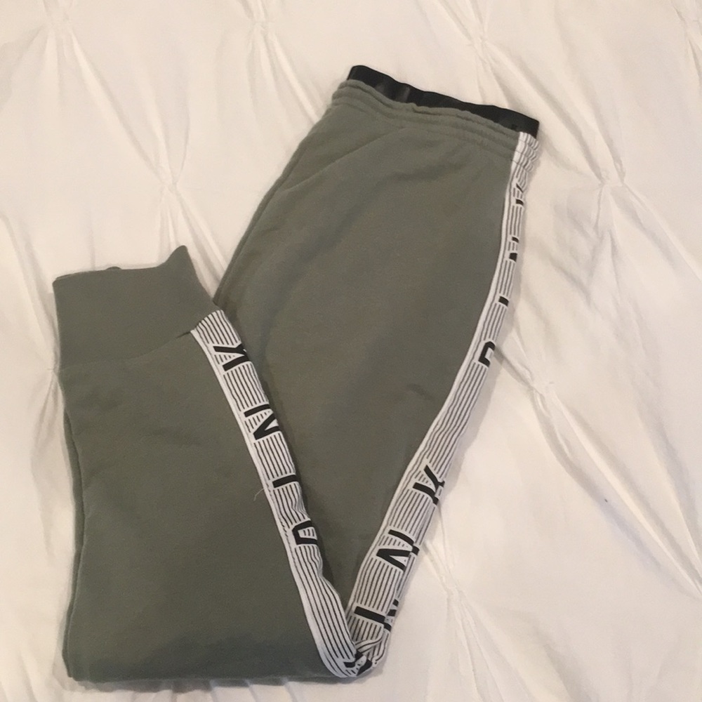 Sweatpants    Worn once